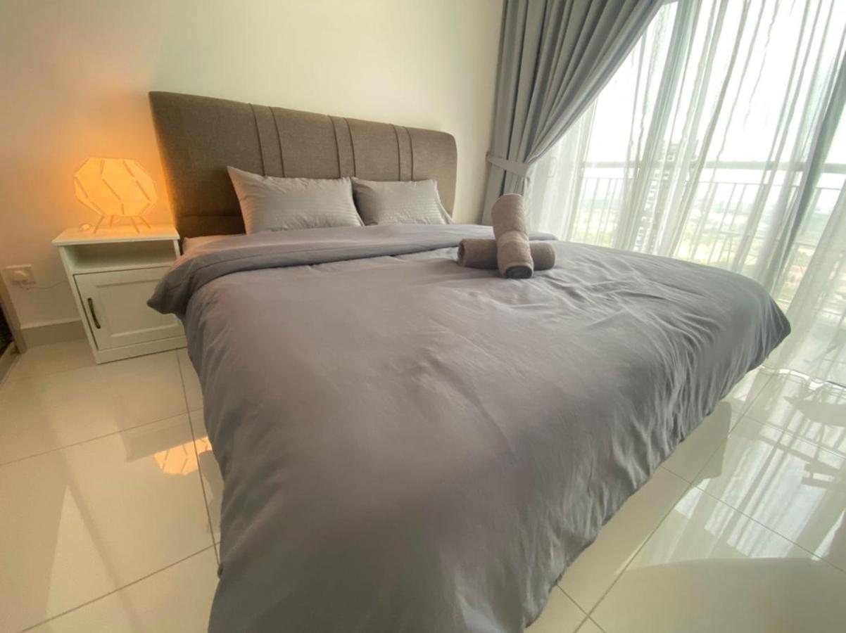 Teega Suites, Puteri Harbour, Iskandar Puteri Nusajaya  Exteriör bild
