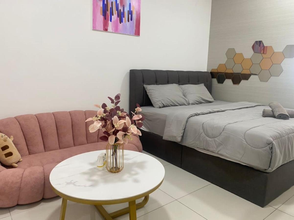 Teega Suites, Puteri Harbour, Iskandar Puteri Nusajaya  Exteriör bild